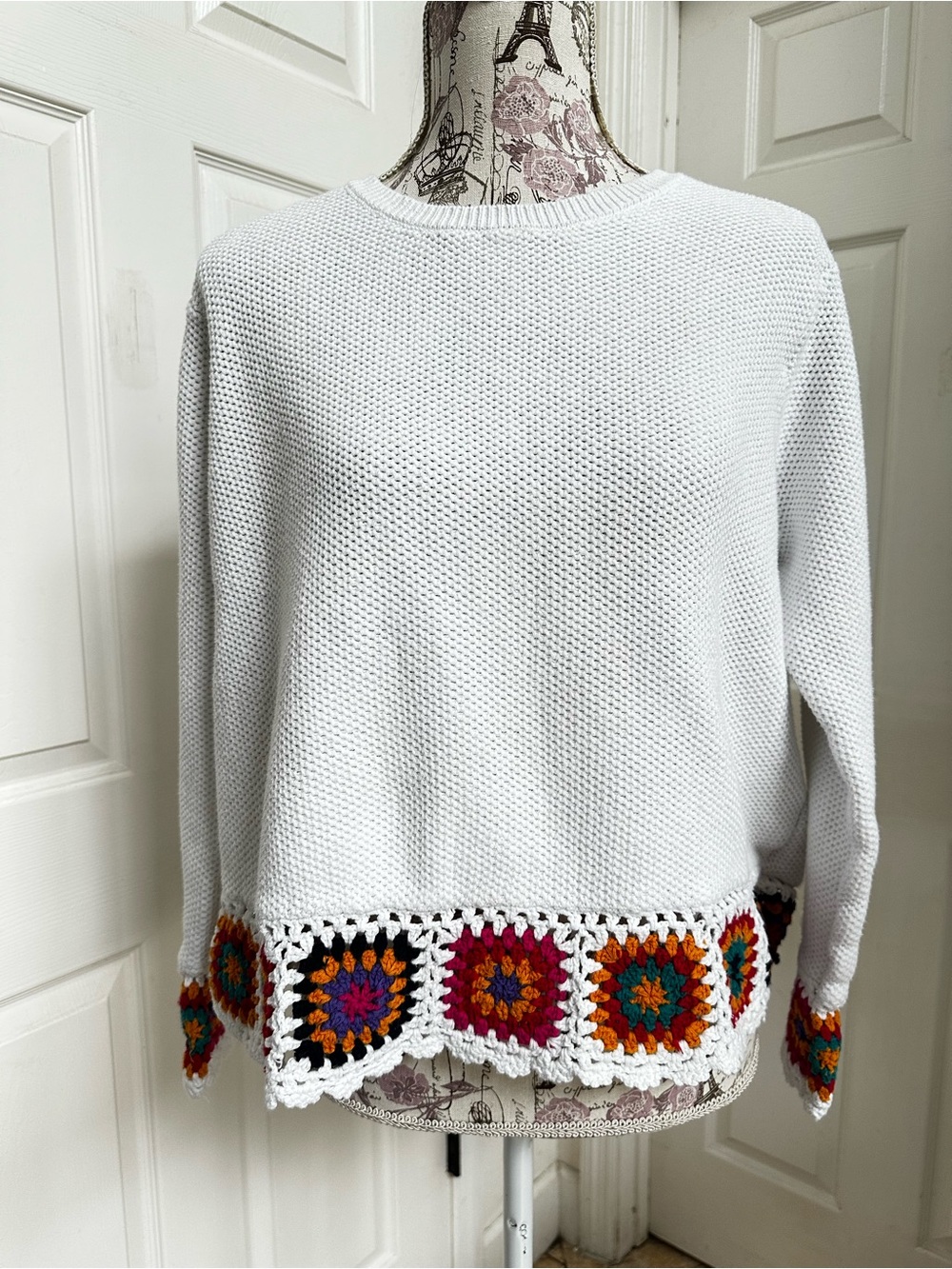 Joseph A. Women’s White Granny Square Crochet Trim Pullover Sweater Size XXL